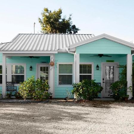 Clermont Cabanas Villa Exterior photo